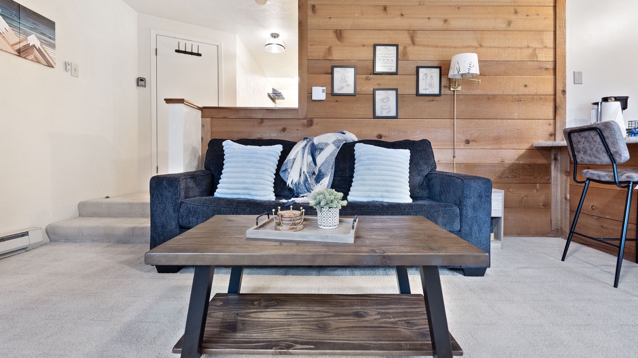 Photo of Livingroom in Hidden Valley