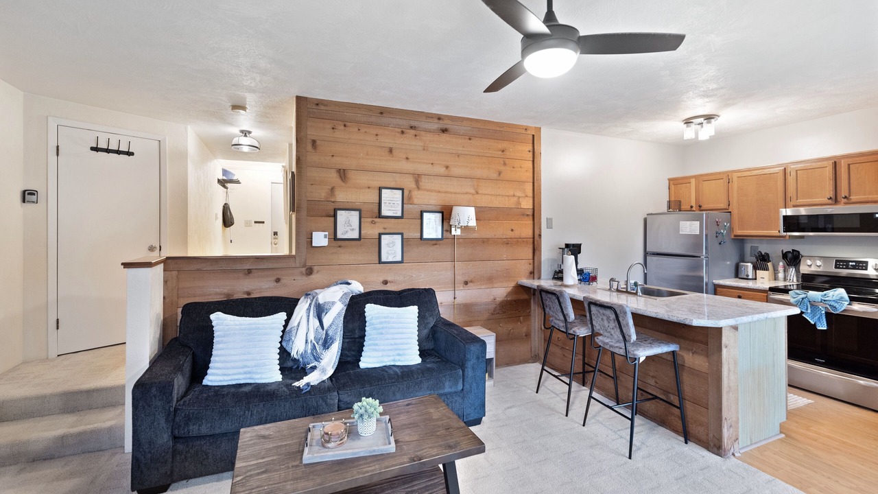 Photo of Livingroom in Hidden Valley