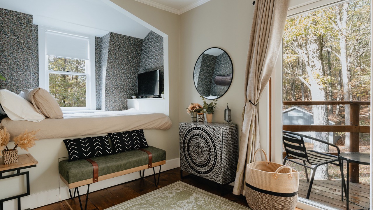Photo of Bedroom in Pond Eddy