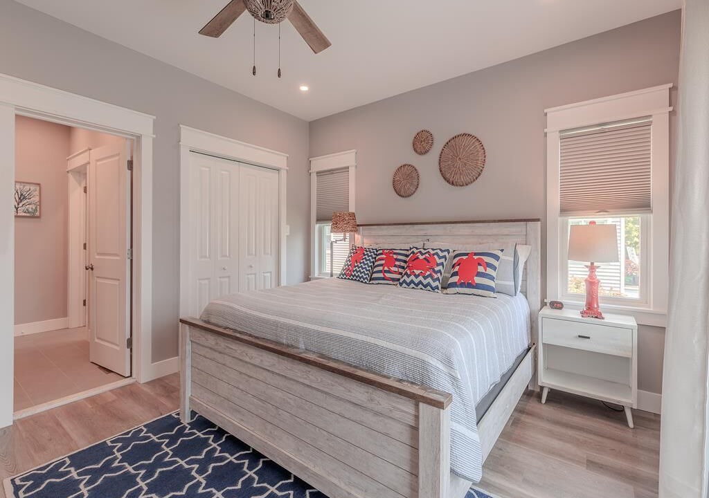 Photo of Bedroom in Town Bank