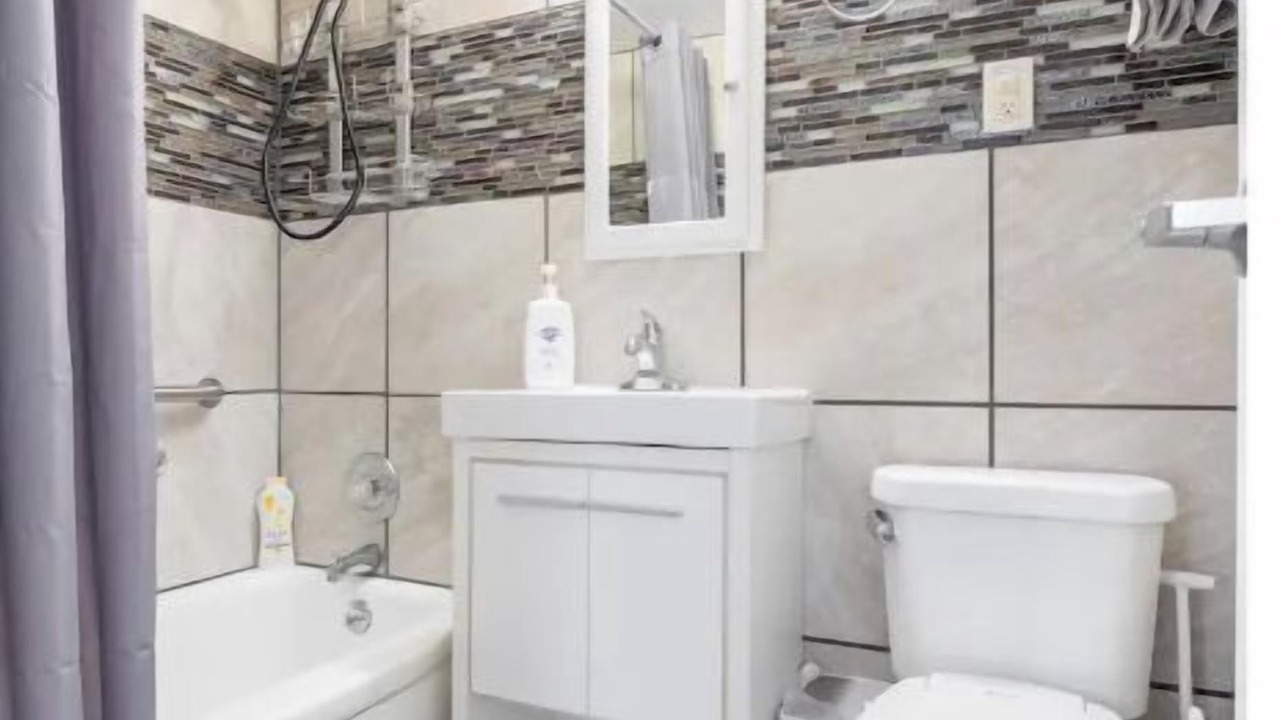 Photo of Bathroom in Fairview Park