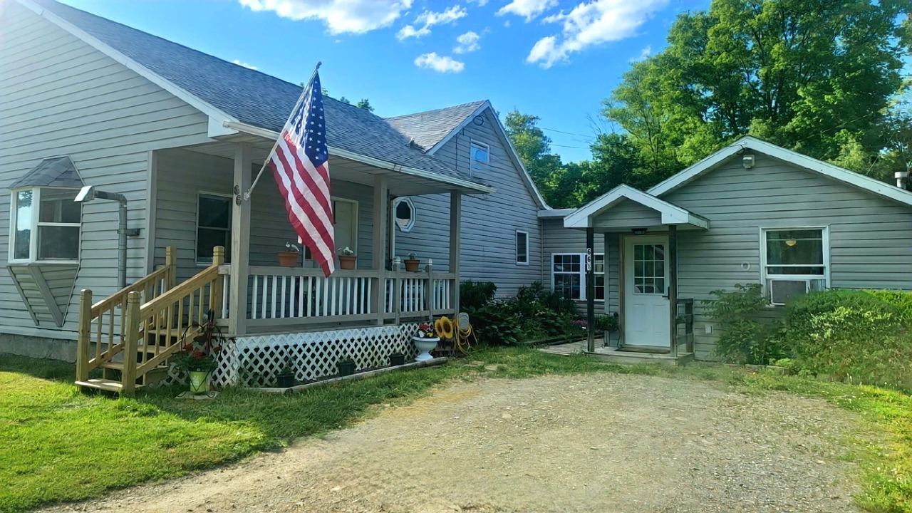 Photo of Others in Spencer