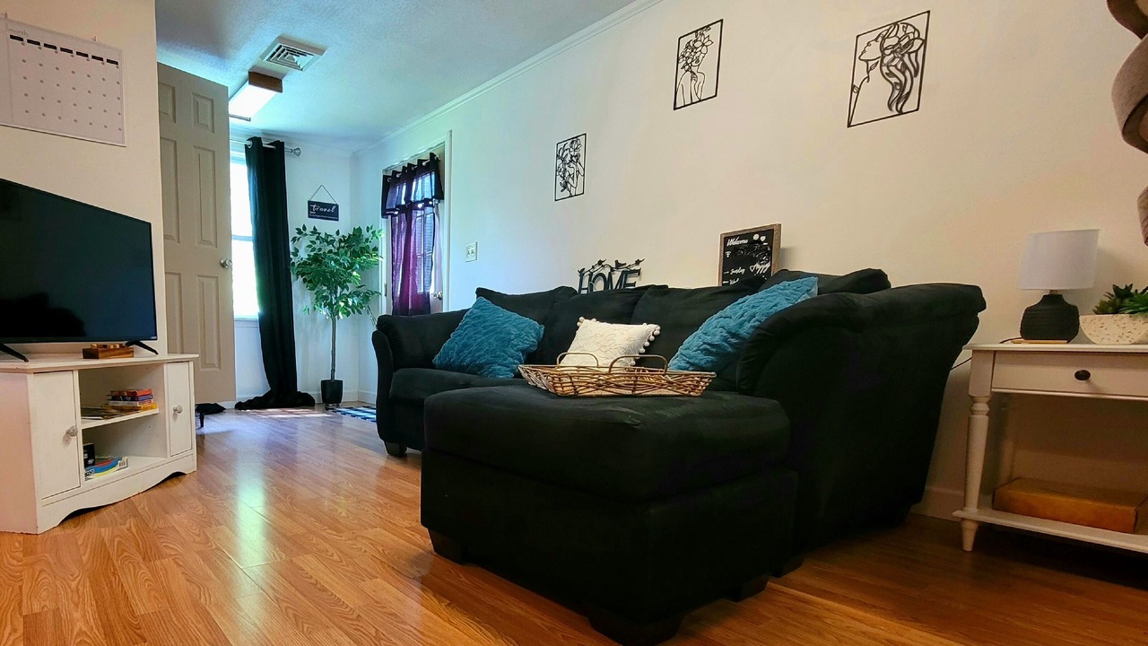 Photo of Livingroom in Spencer
