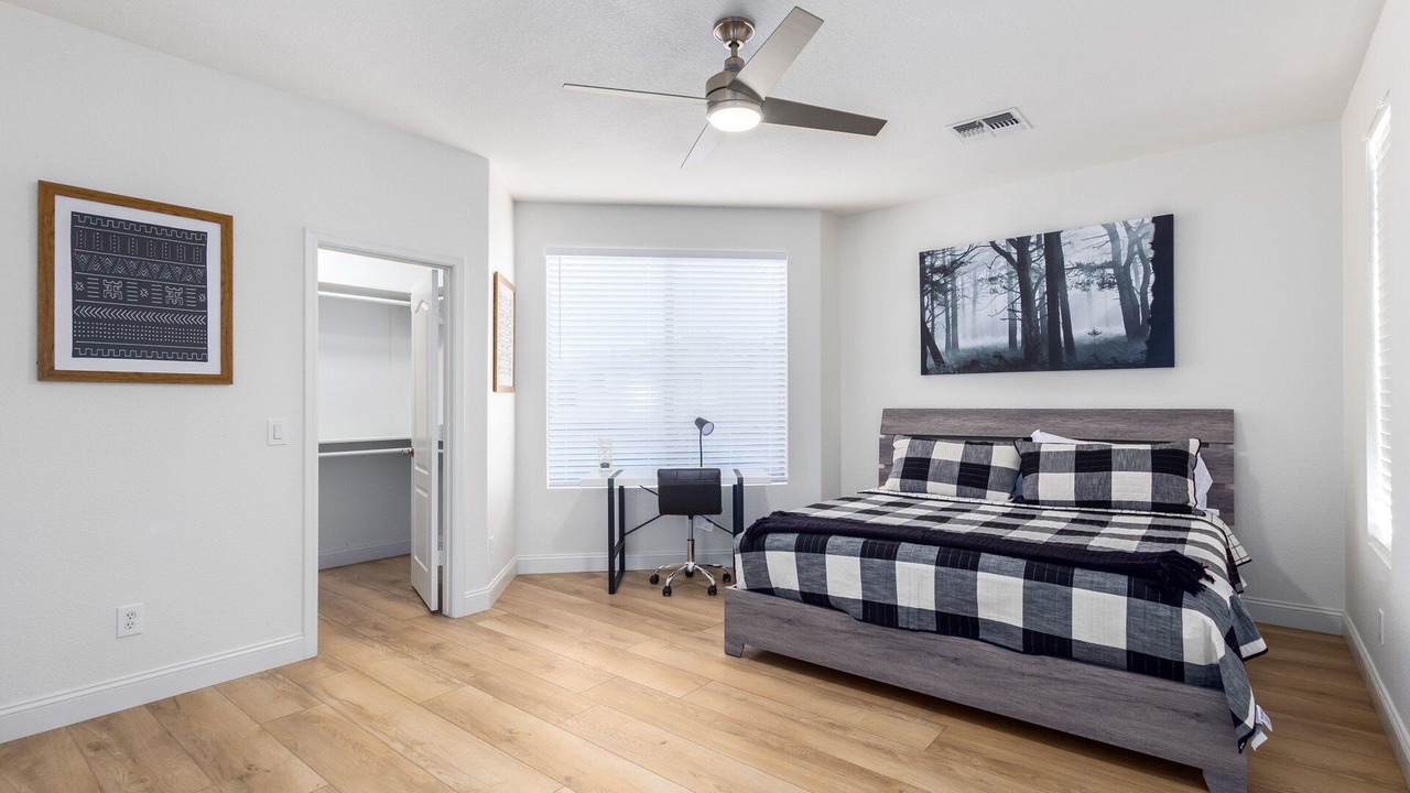 Photo of Bedroom in East Mesa