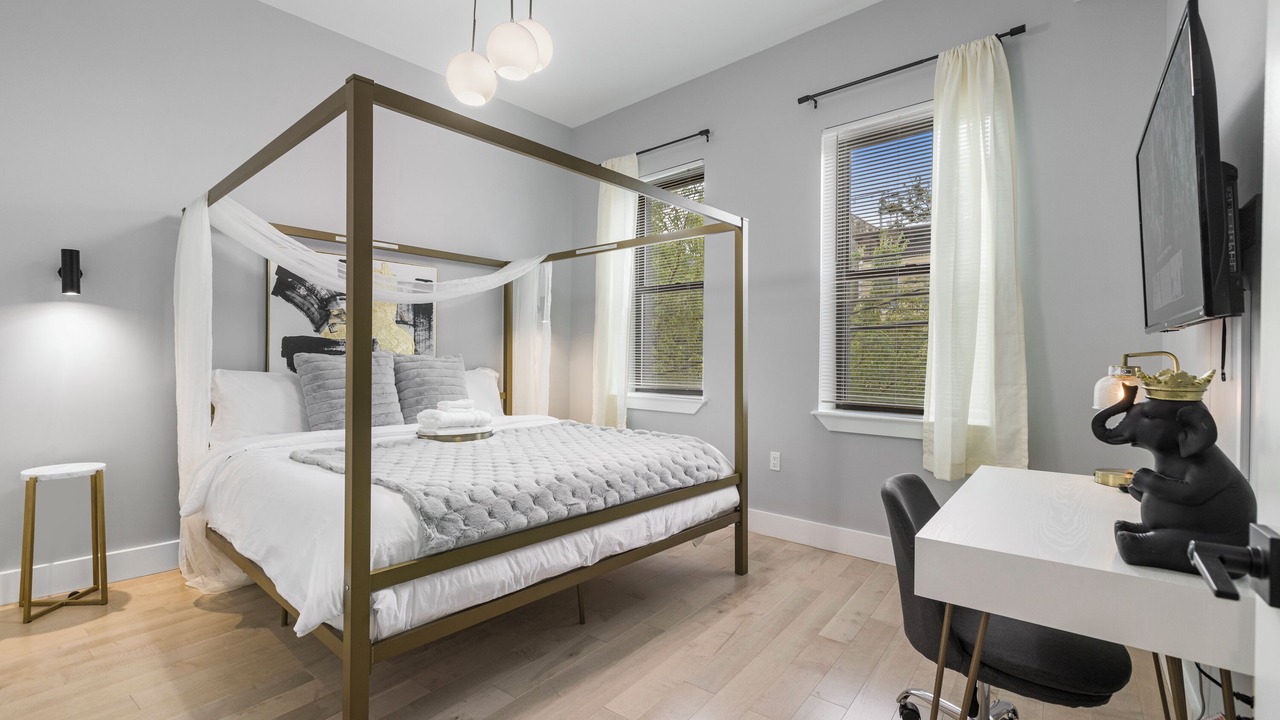 Photo of Bedroom in Ironbound District