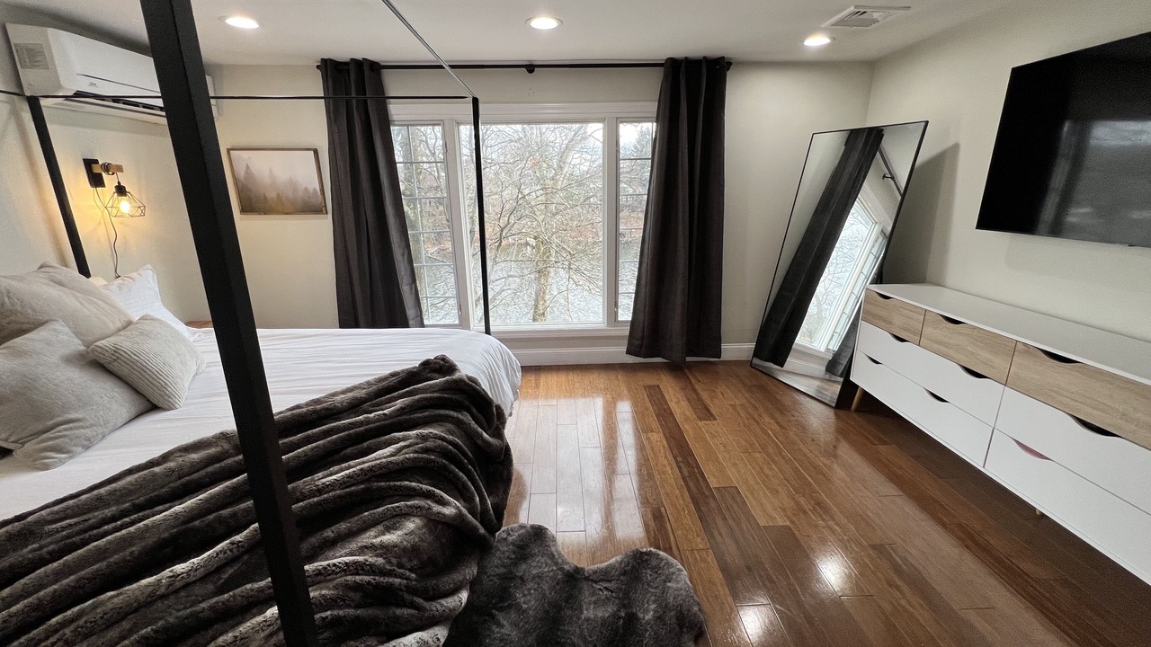 Photo of Bedroom in Hopatcong