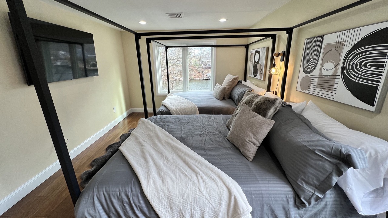 Photo of Bedroom in Hopatcong