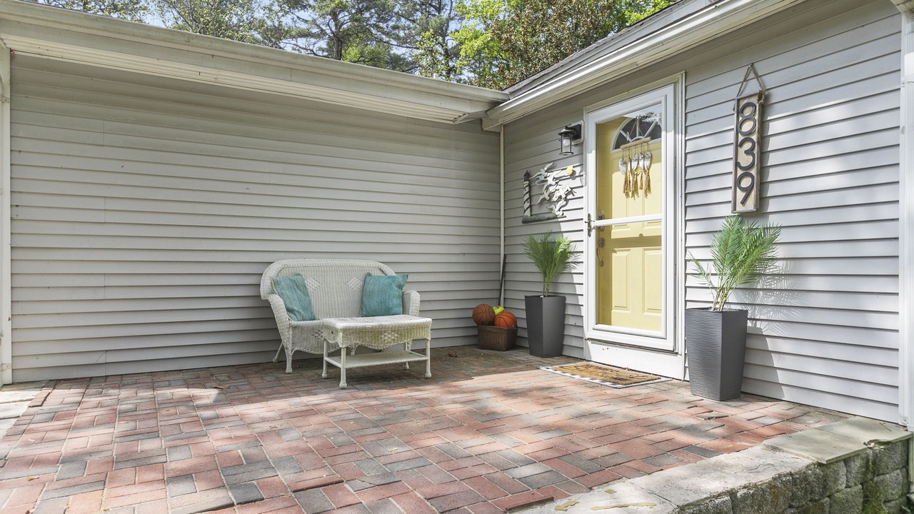 Photo of Patio Balcony in Chesapeake Ranch Estates-Drum Point