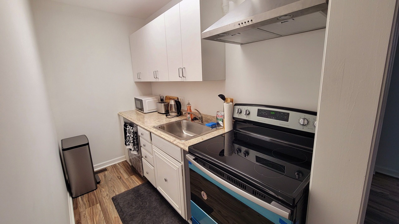 Photo of Kitchen in Hillandale