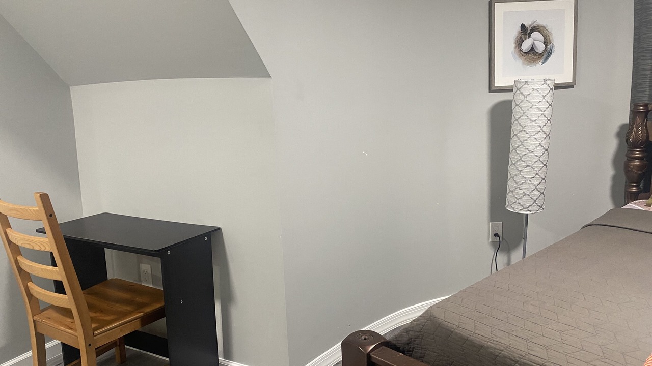 Photo of Bedroom in Lower Vailsburg