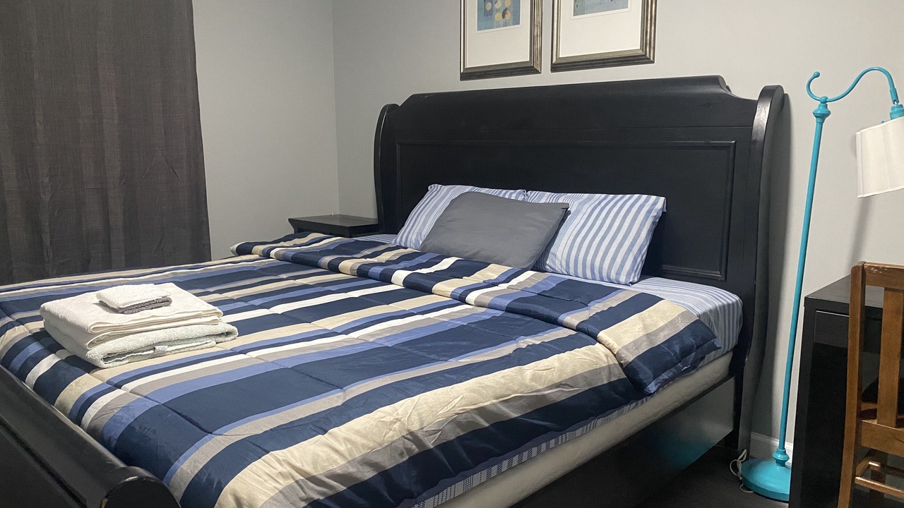 Photo of Bedroom in Lower Vailsburg