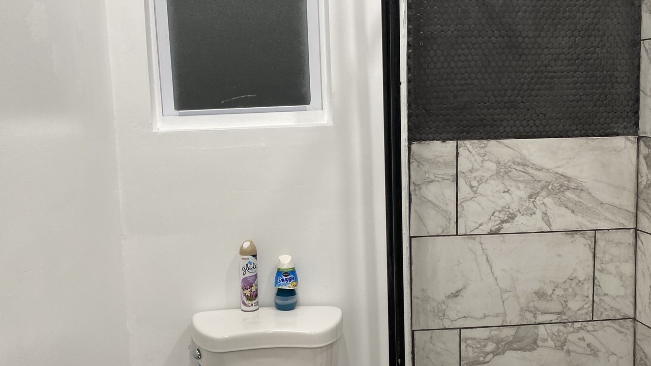 Photo of Bathroom in Foxcroft Square