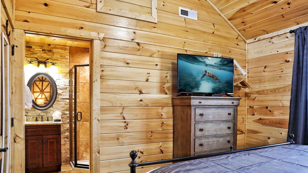 Photo of Bedroom in Chalet Village North