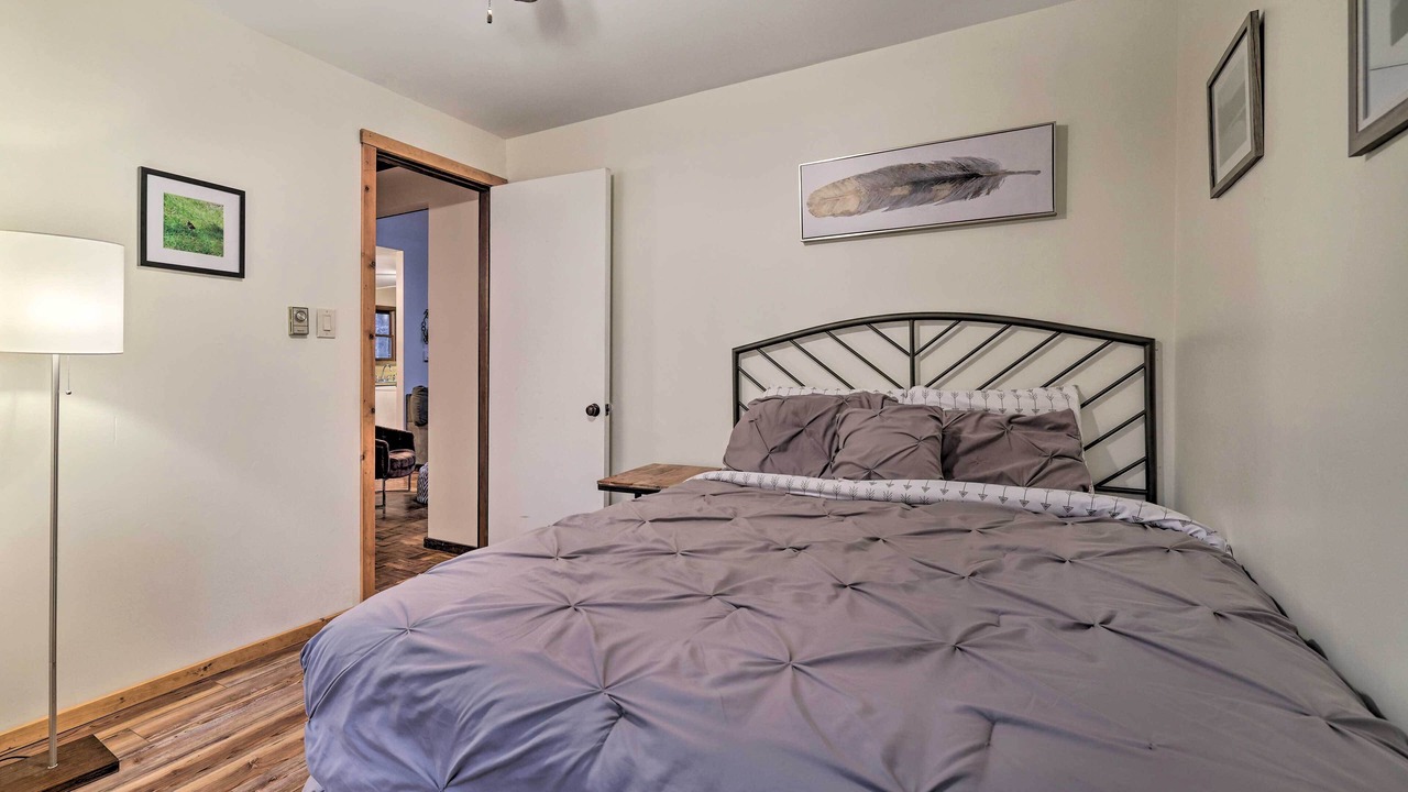 Photo of Bedroom in Greentown
