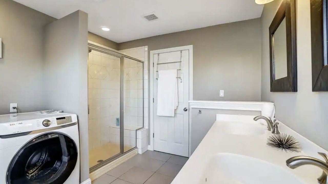 Photo of Bathroom in Mount Adams
