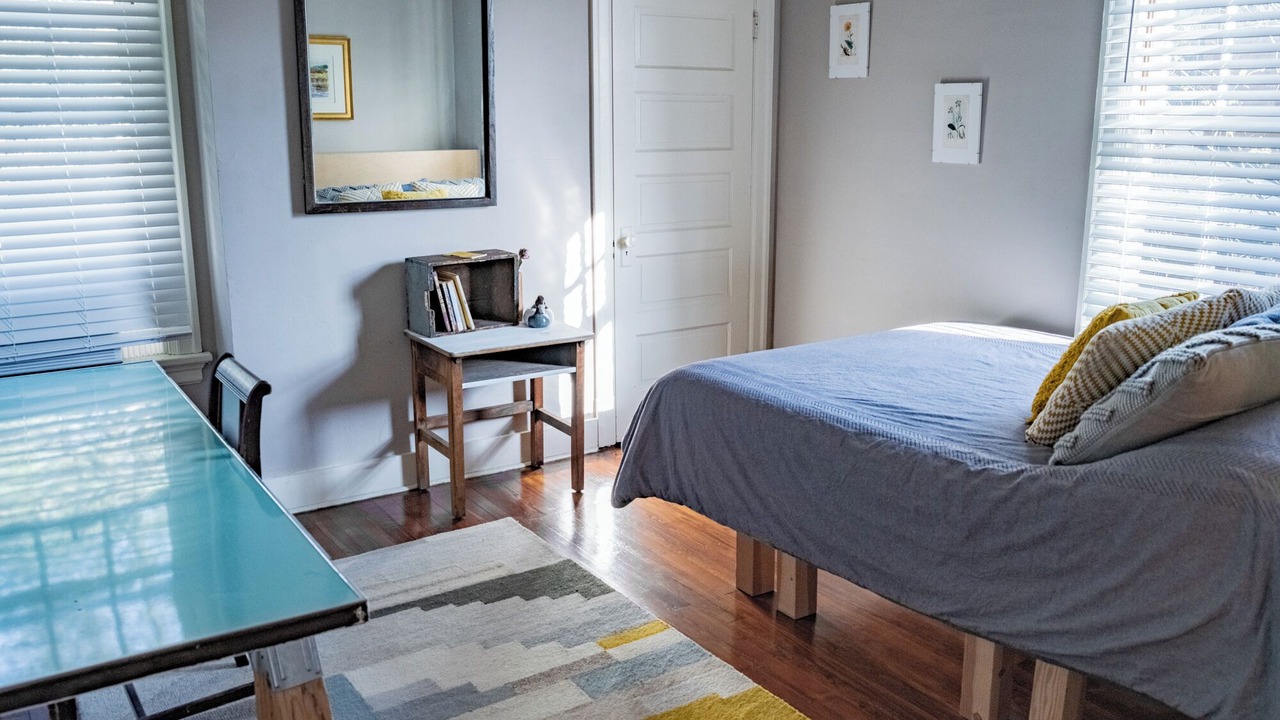 Photo of Bedroom in Wilkinsburg