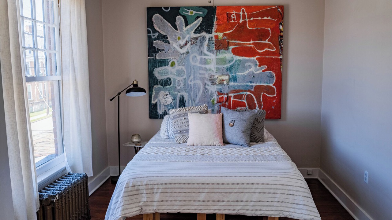 Photo of Bedroom in Wilkinsburg