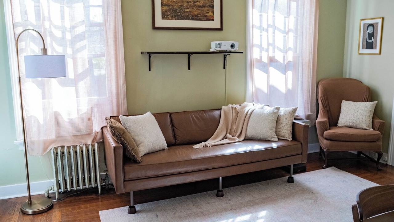 Photo of Livingroom in Wilkinsburg