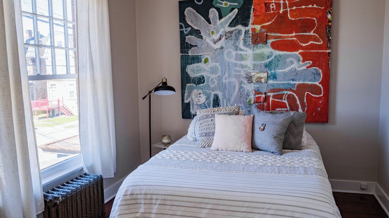 Photo of Bedroom in Wilkinsburg