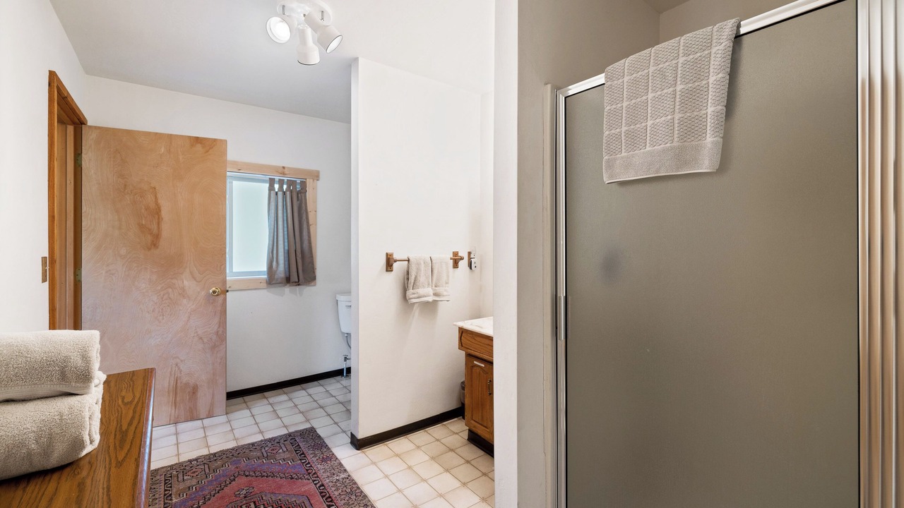 Photo of Bathroom in Cascade