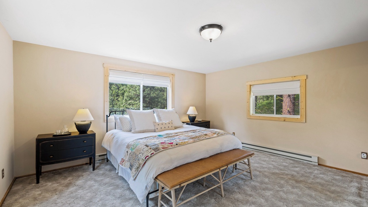Photo of Bedroom in Cascade