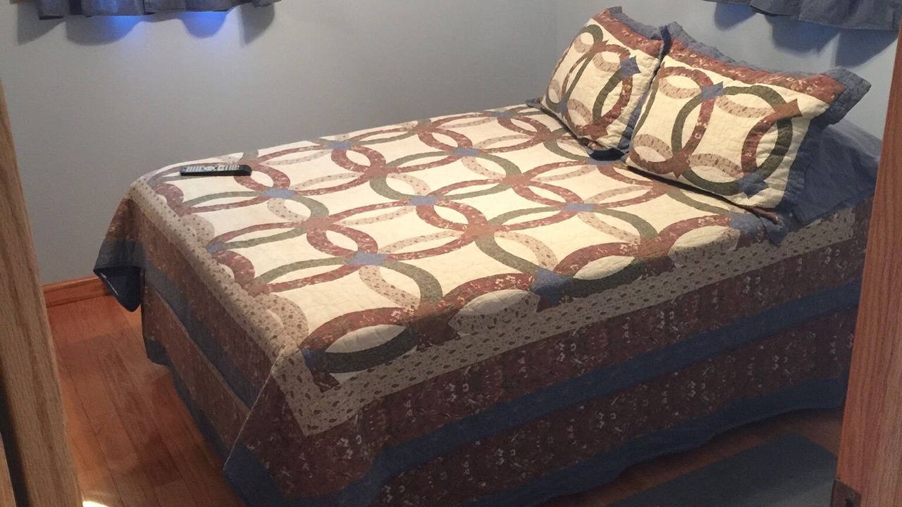Photo of Bedroom in Edray