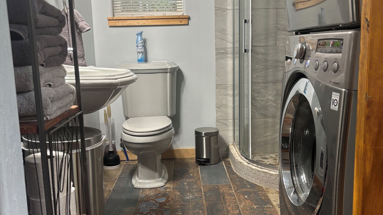 Photo of Bathroom in Boundary County