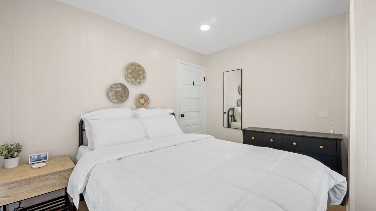 Photo of Bedroom in Lakewood