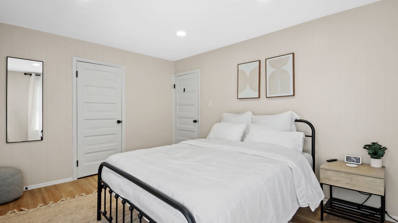 Photo of Bedroom in Lakewood