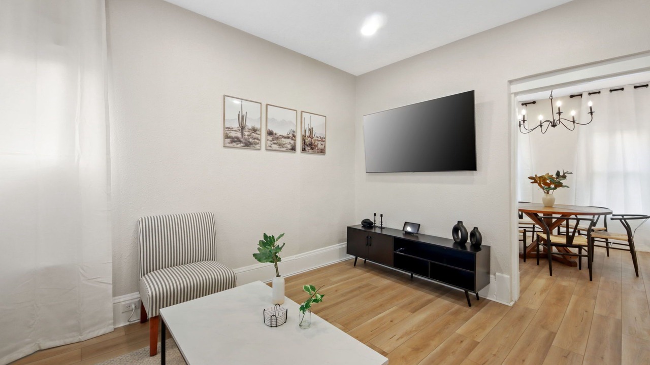 Photo of Livingroom in Lakewood