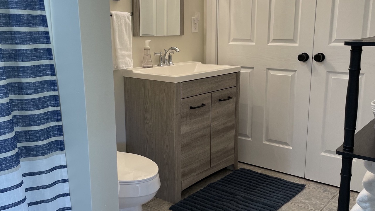 Photo of Bathroom in La Follette