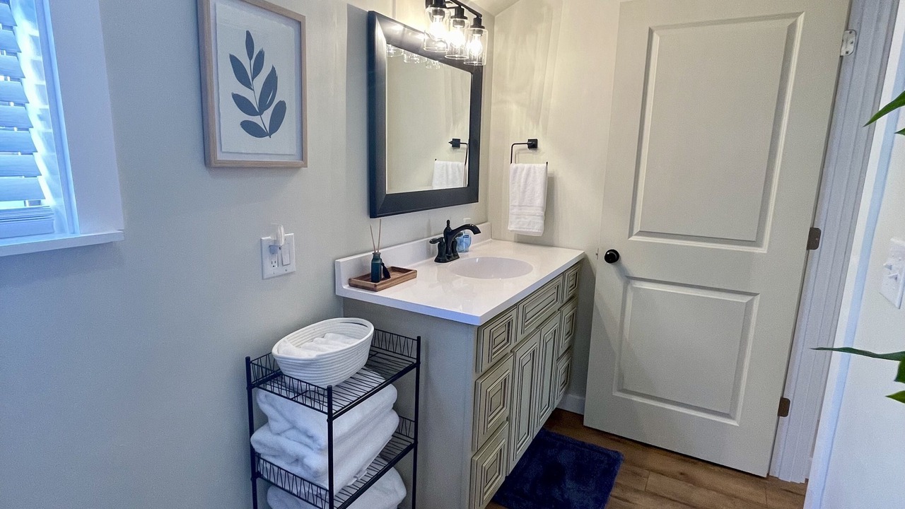 Photo of Bathroom in La Follette