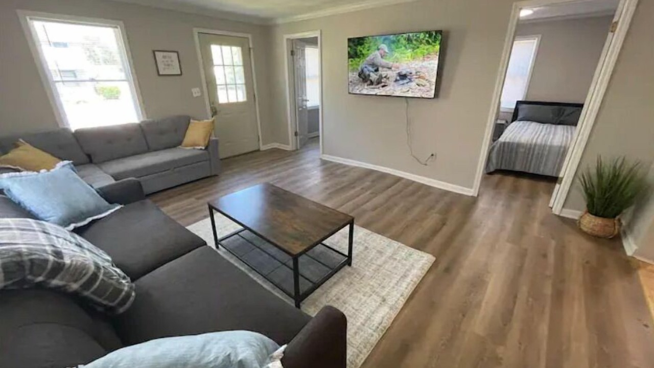 Photo of Livingroom in Norwalk