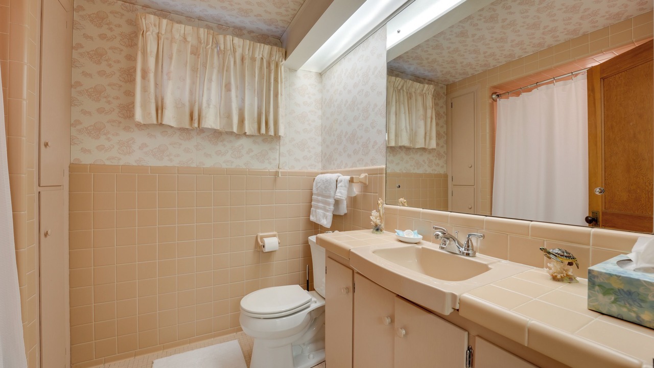 Photo of Bathroom in Hillsdale