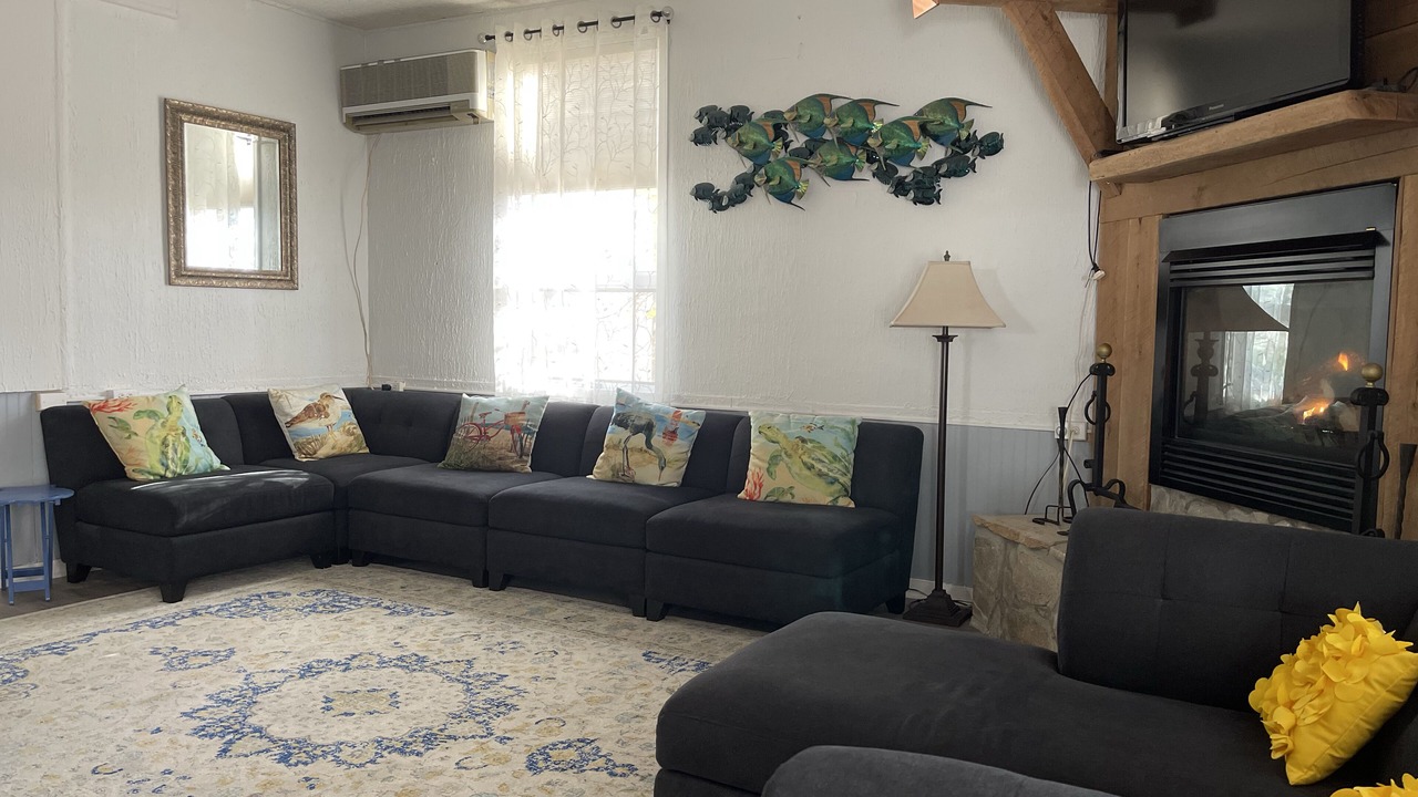 Photo of Livingroom in Frankford