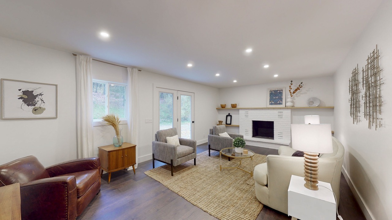 Photo of Livingroom in Corning
