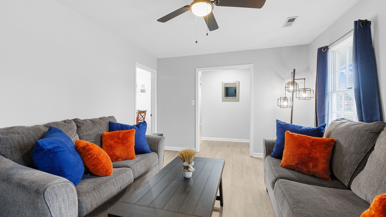 Photo of Livingroom in Chesapeake