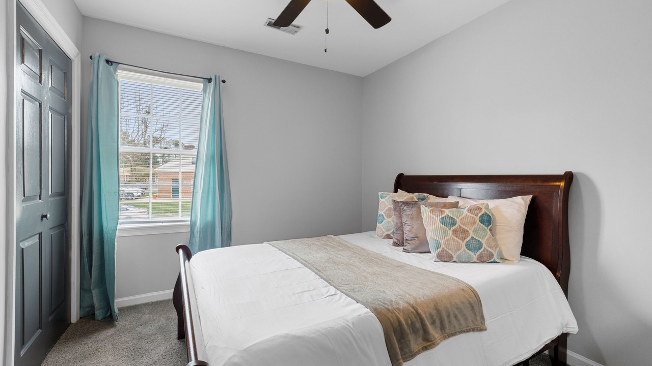 Photo of Bedroom in Chesapeake