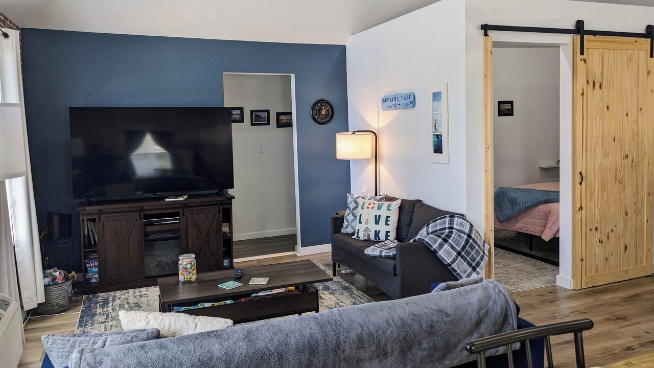 Photo of Livingroom in Buckeye Lake
