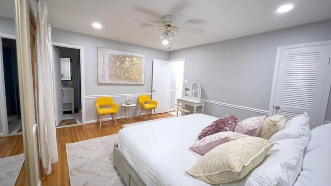 Photo of Bedroom in Colesville