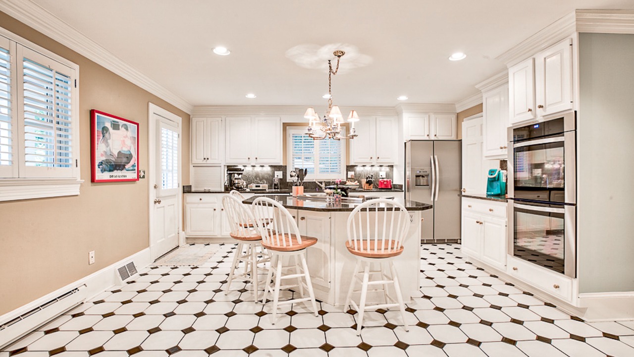 Photo of Kitchen in Historic District