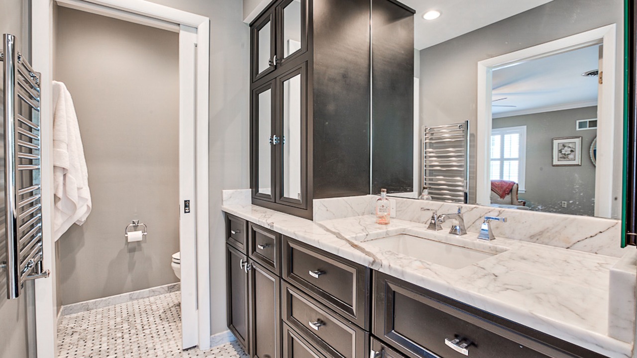 Photo of Bathroom in Historic District