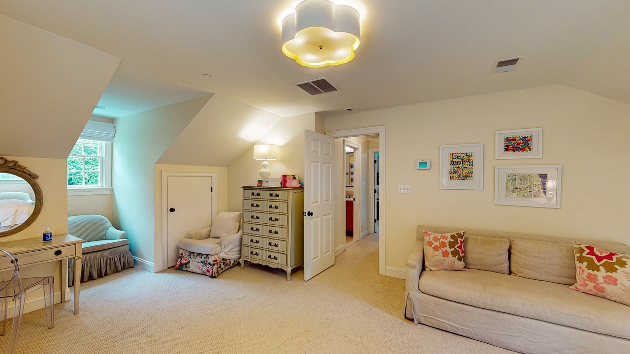 Photo of Livingroom in West Annapolis