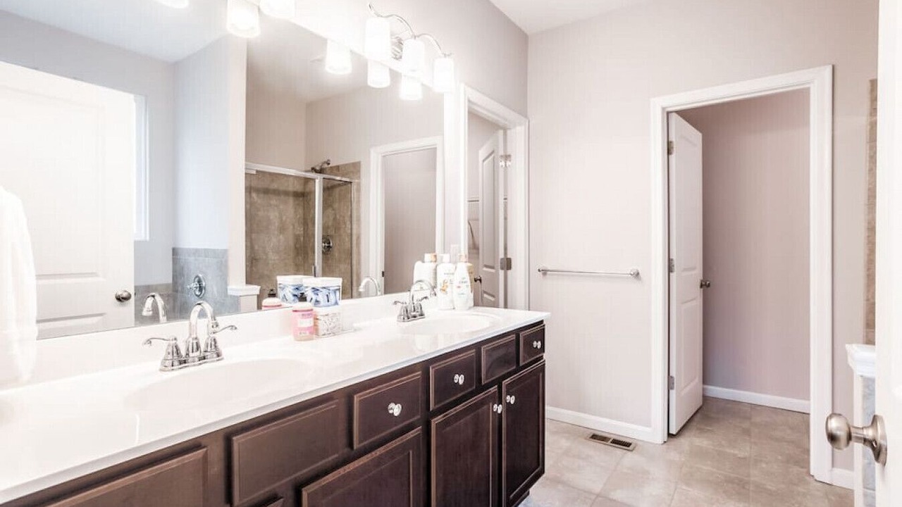 Photo of Bathroom in Landen