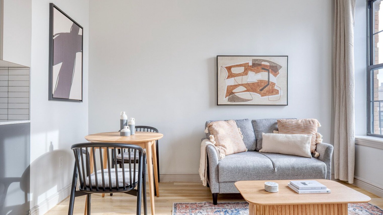 Photo of Livingroom in Alphabet City