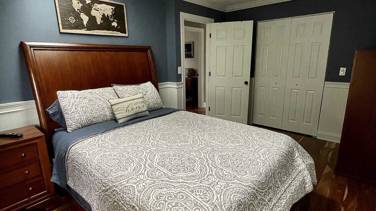 Photo of Bedroom in Conneaut Lakeshore