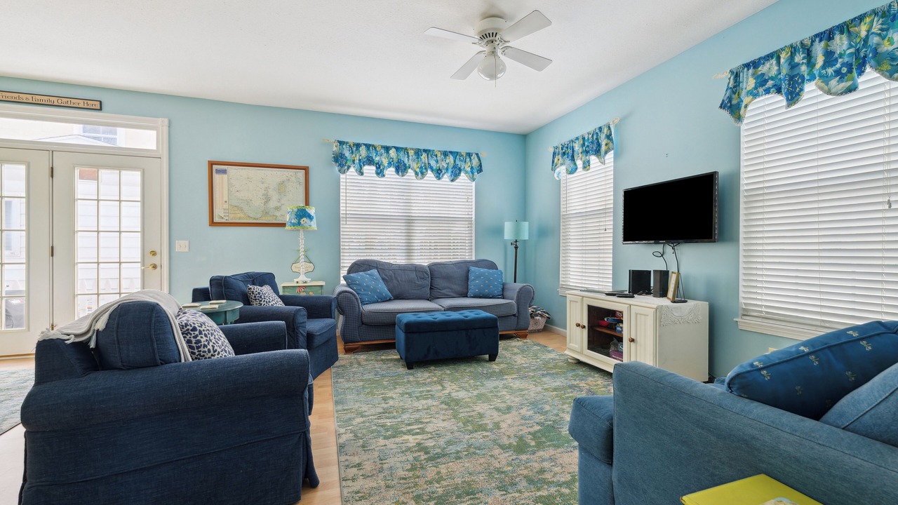 Photo of Livingroom in Lakeside