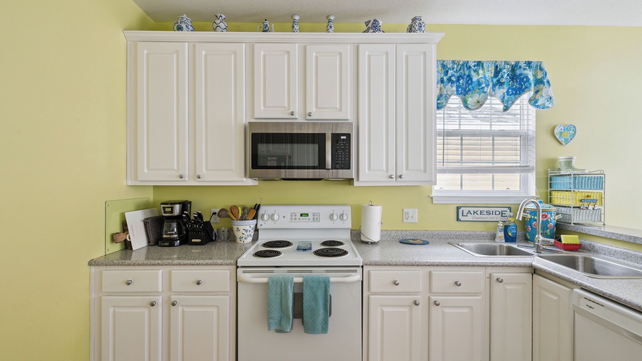 Photo of Kitchen in Lakeside