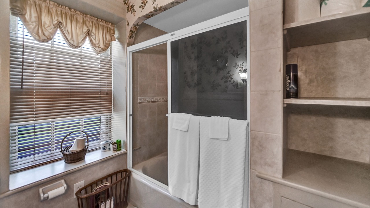 Photo of Bathroom in Porters Sideling