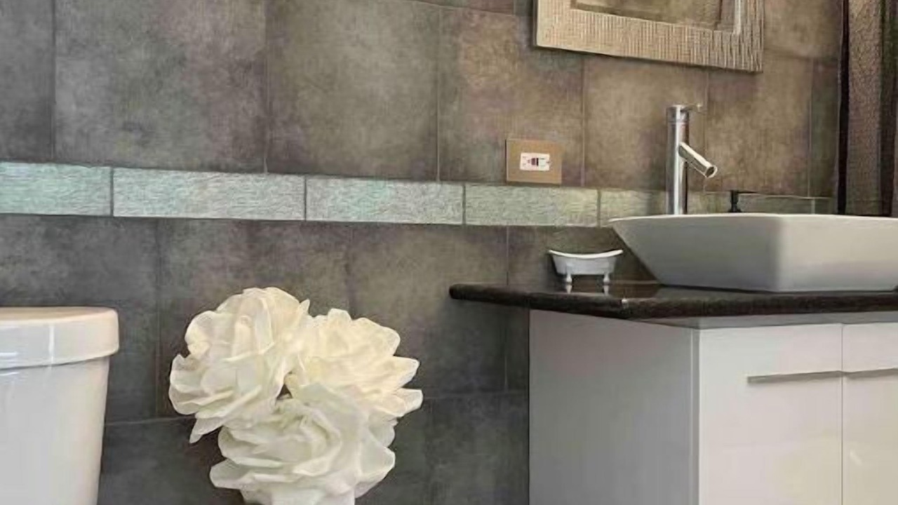 Photo of Bathroom in Elizabeth